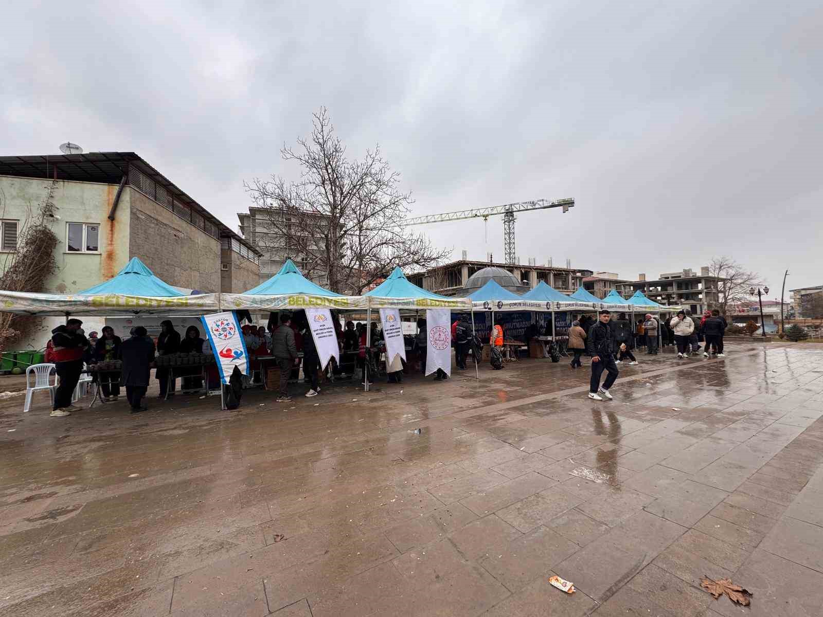 Çorum Belediyesi kardeş şehir Afşin’i deprem felaketinin yıldönümünde yalnız bırkmadı
