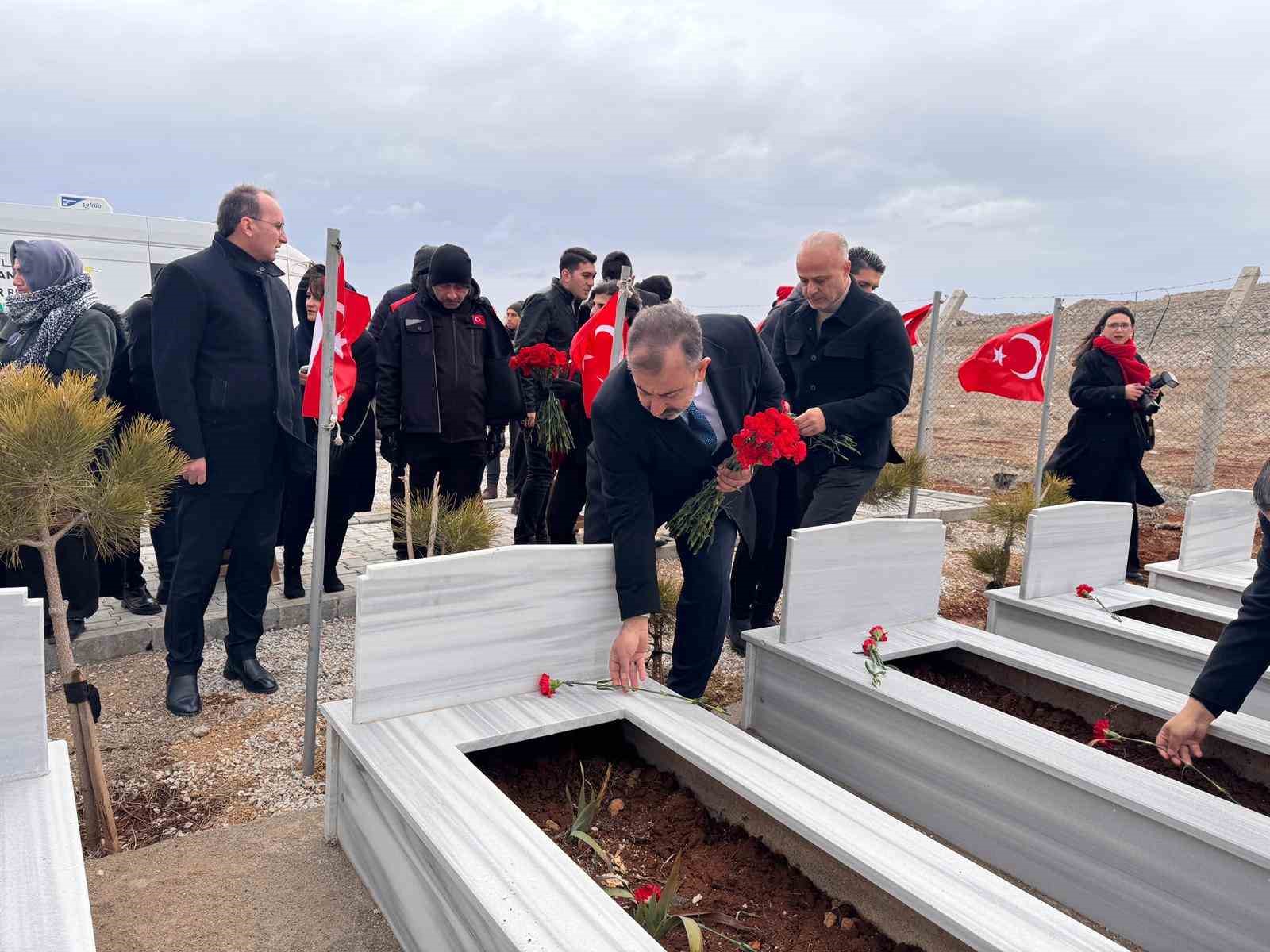 Çorum Belediyesi kardeş şehir Afşin’i deprem felaketinin yıldönümünde yalnız bırkmadı
