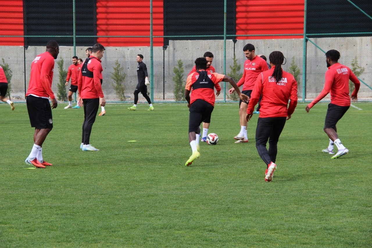 Çorum FK, Bandırmaspor hazırlıklarını sürdürdü
