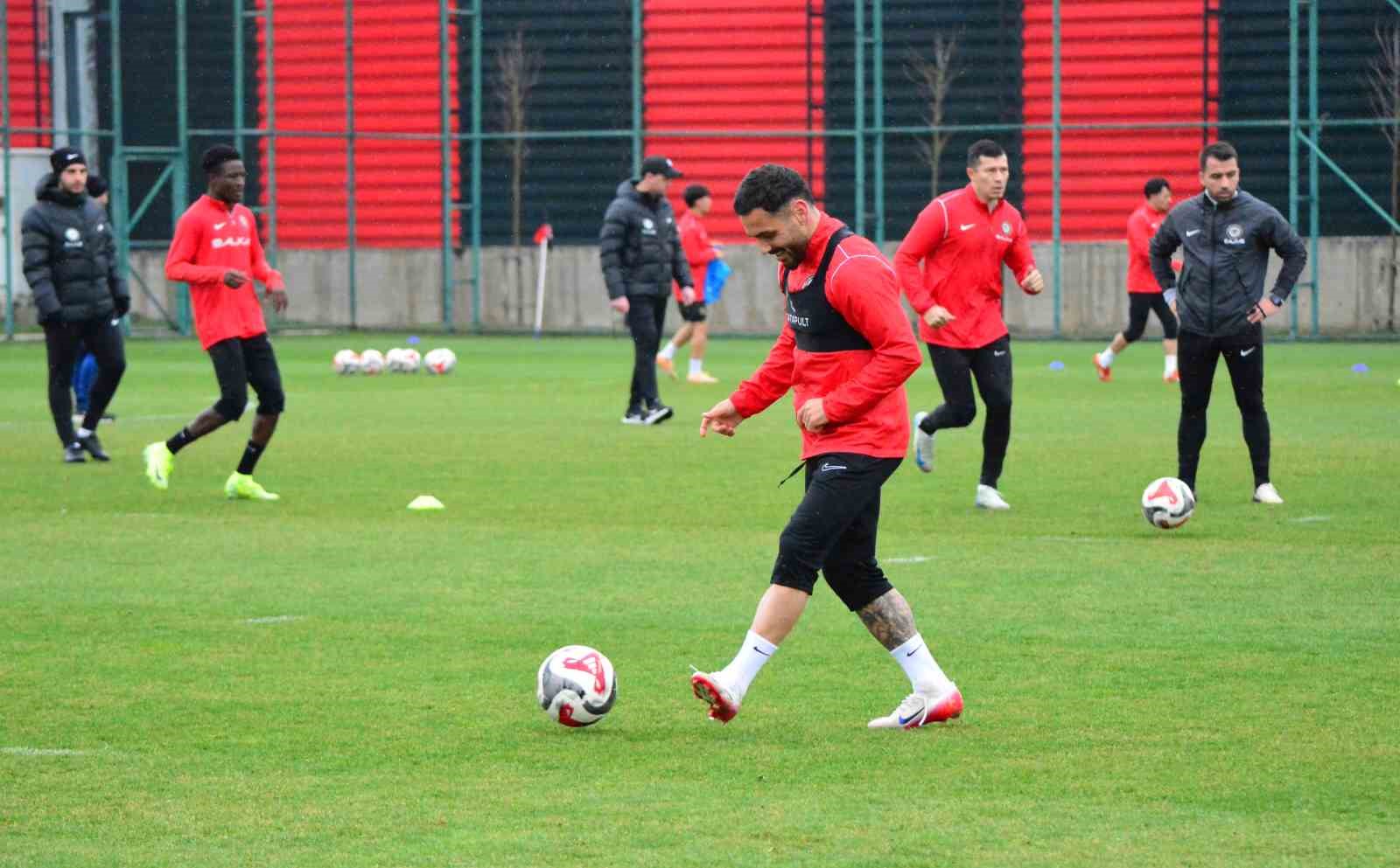 Çorum FK, Iğdır FK’yi yenerek galibiyet serisine devam etmek istiyor
