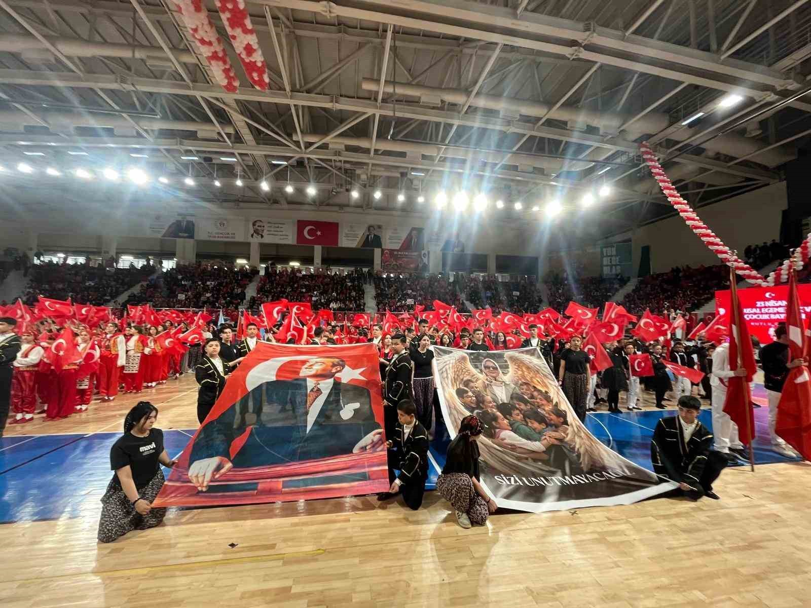 Çorum’da 23 Nisan coşkusu
