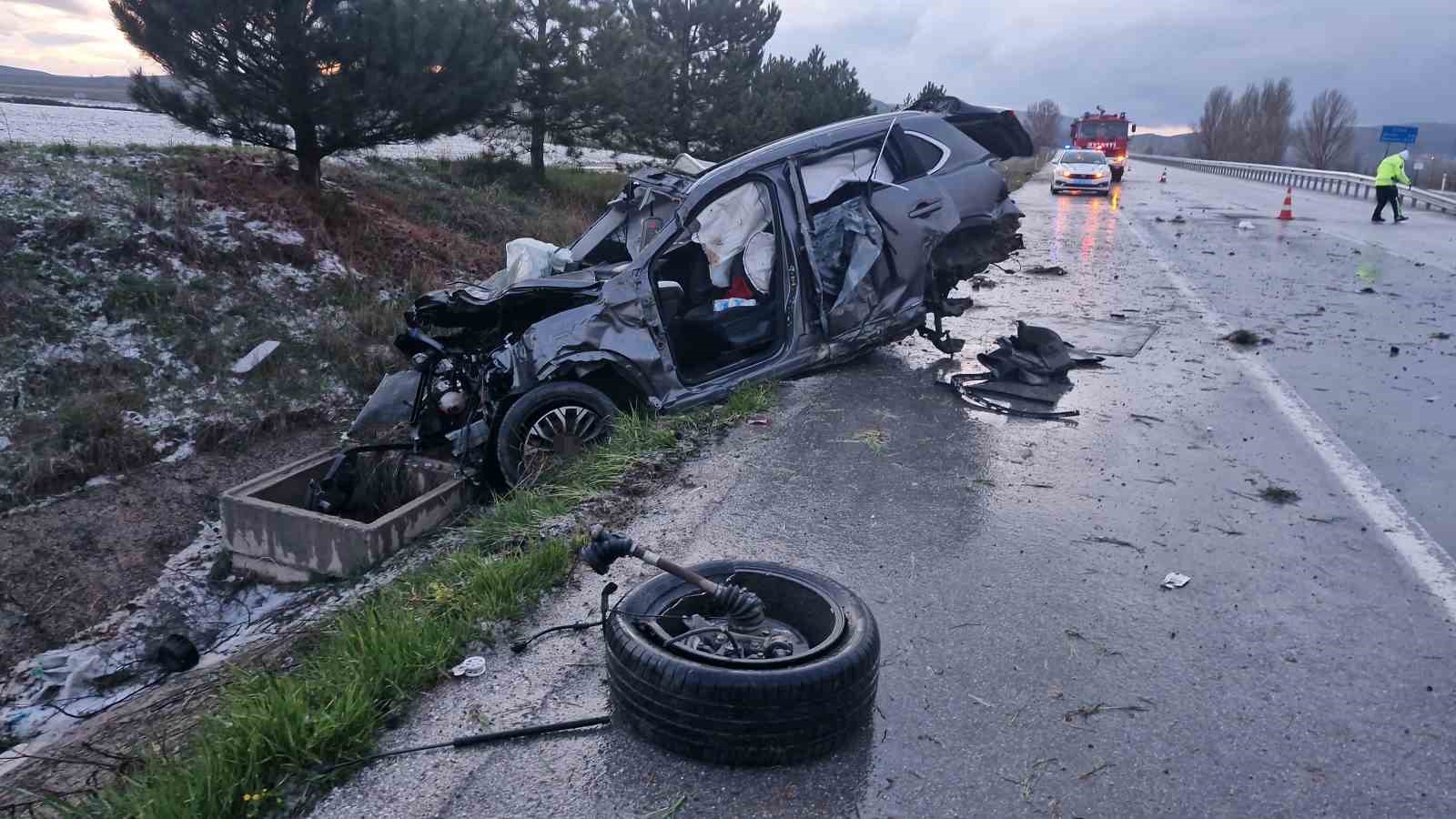 Çorum’da aynı noktada iki farklı trafik kazası: 1 ölü, 3 yaralı
