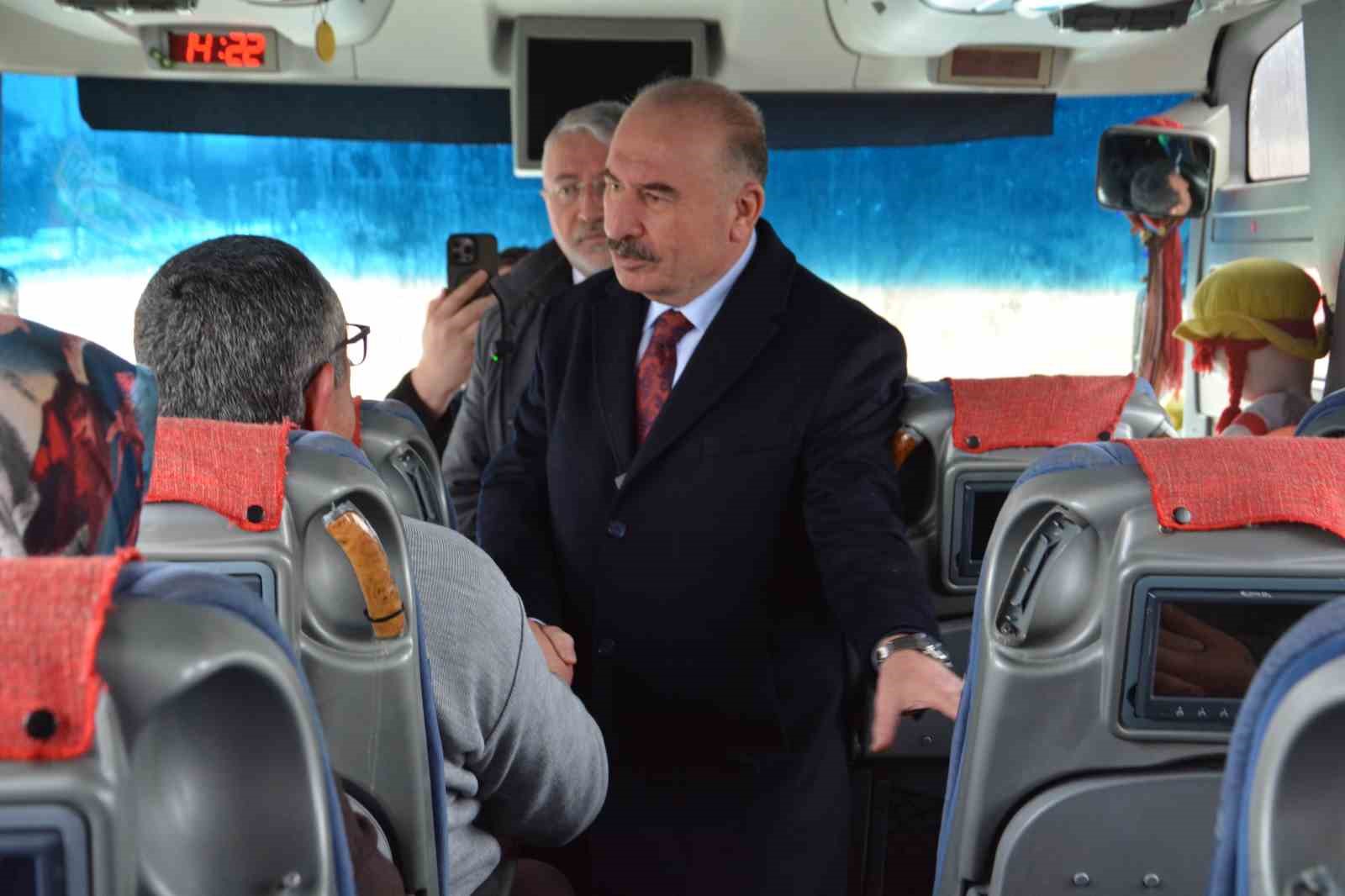 Çorum’da bayram öncesinde trafik denetimleri arttırıldı: Vali Çalgan ve Başkan Aşgın’dan sürücülere uyarı
