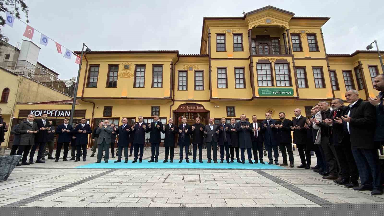 Çorum’da bayramlaşma törenine yoğun katılım
