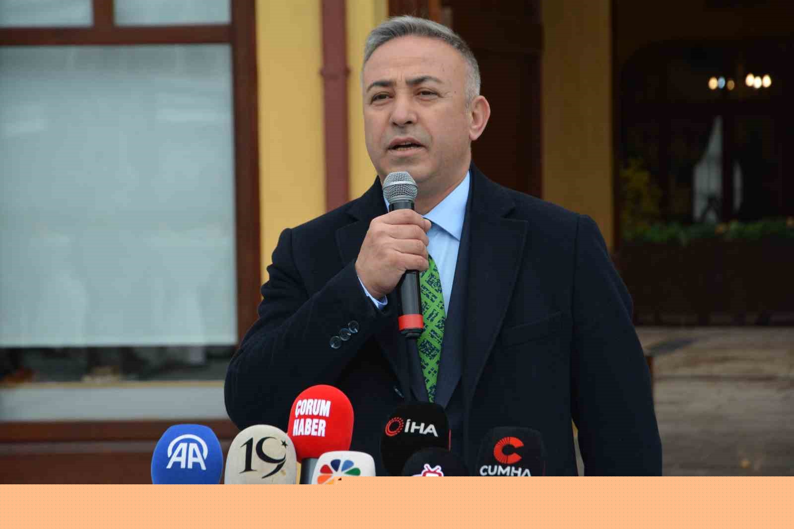 Çorum’da bayramlaşma törenine yoğun katılım
