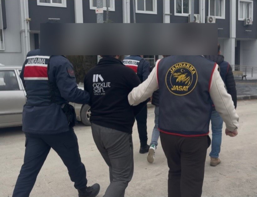 Çorum’da "boş evlere dadanan hırsızlara JASAT’tan operasyon: 2 tutuklama

