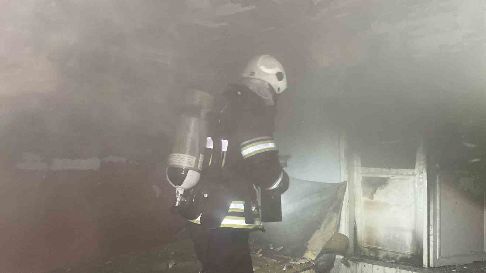 Çorum’da gecekondu yangını
