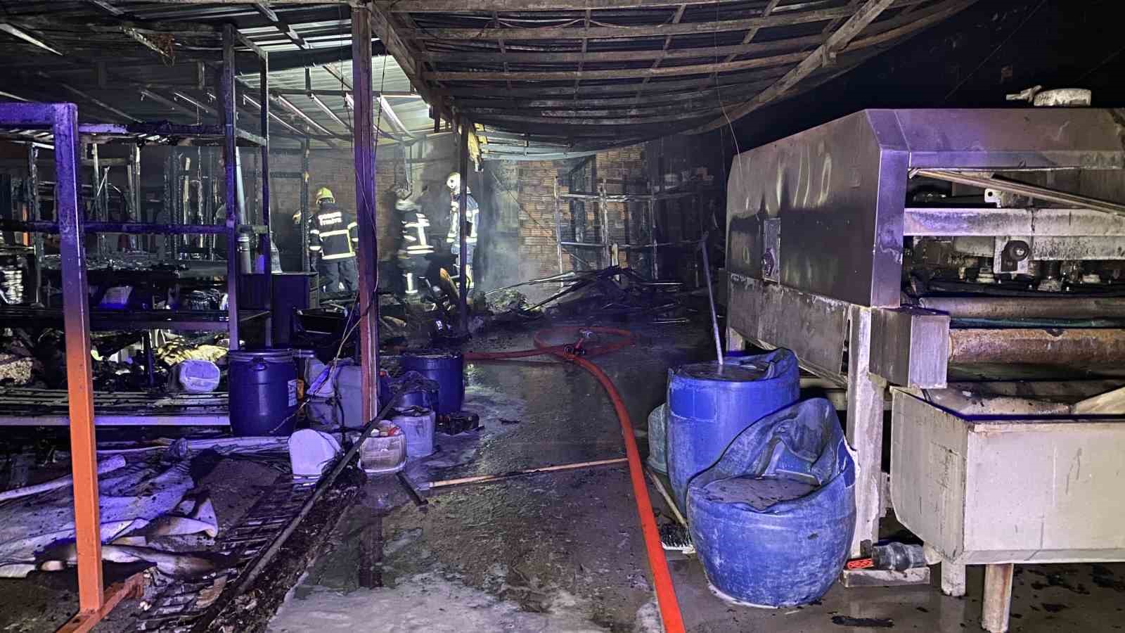 Çorum’da halı yıkama merkezinde yangın
