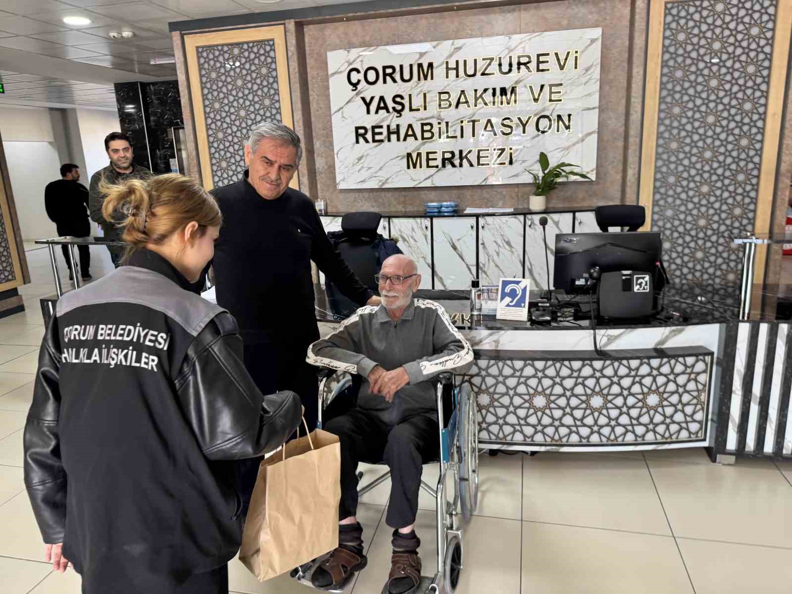 Çorum’da hasta ve yaşlılara hijyen paketi
