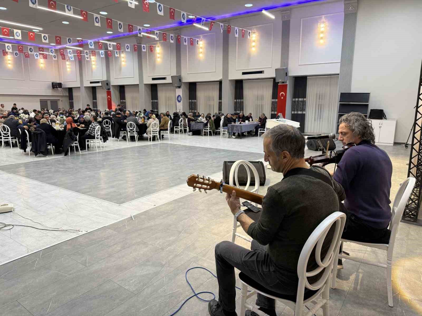 Çorum’da kanser hastaları moral depoladı
