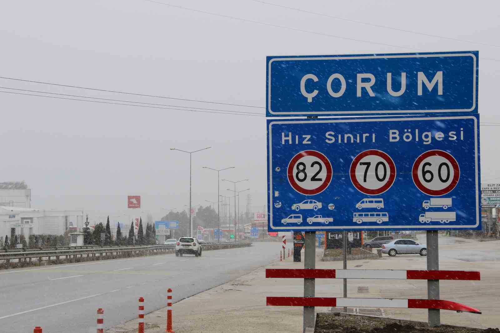 Çorum’da kar yağışı etkili oluyor
