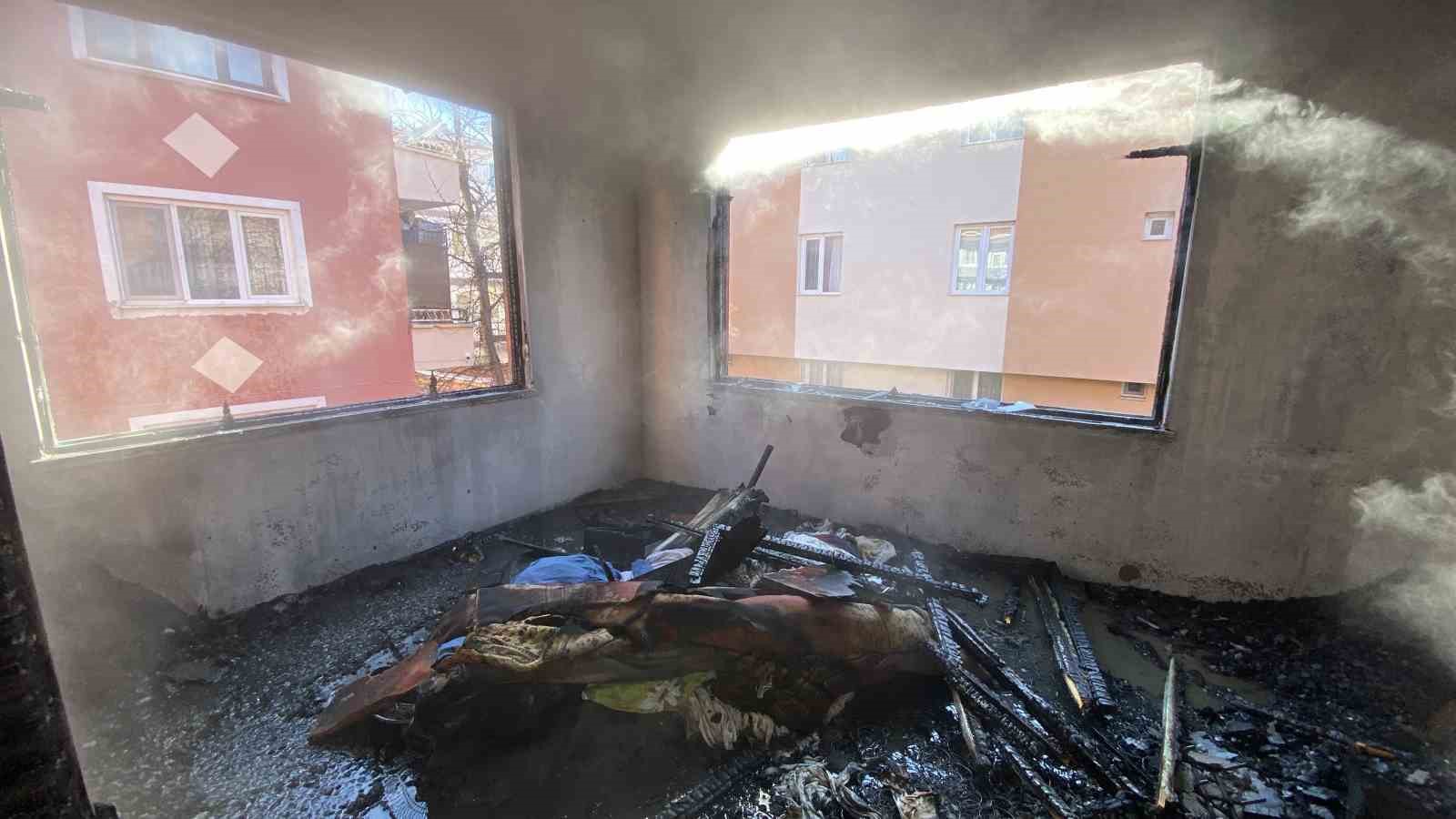 Çorum’da metruk binada korkutan yangın
