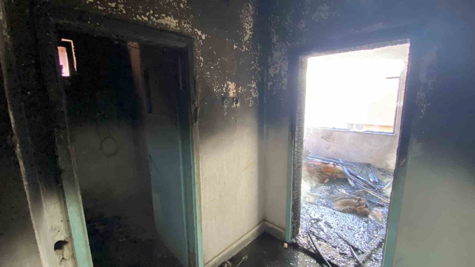 Çorum’da metruk binada korkutan yangın
