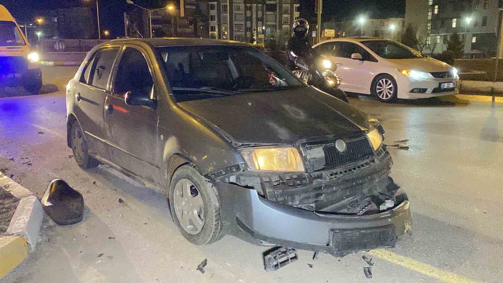 Çorum’da otomobil ile motosiklet çarpıştı: 1 yaralı
