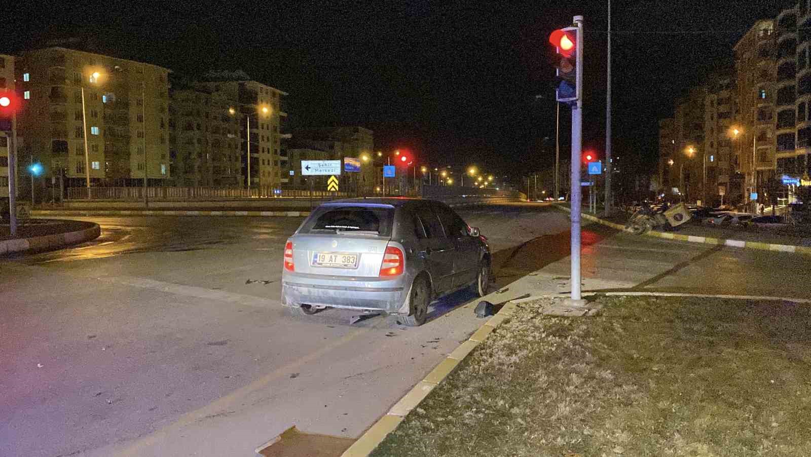 Çorum’da otomobil ile motosiklet çarpıştı: 1 yaralı
