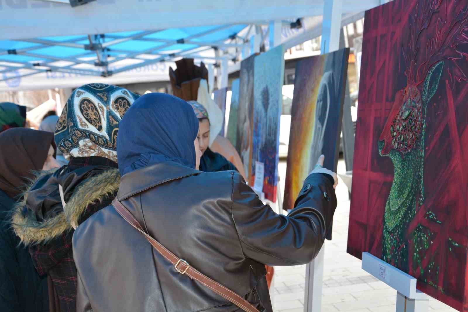 Çorum’da Puduhepa anısına görsel eserler sanatseverlerin beğenisine sunuldu
