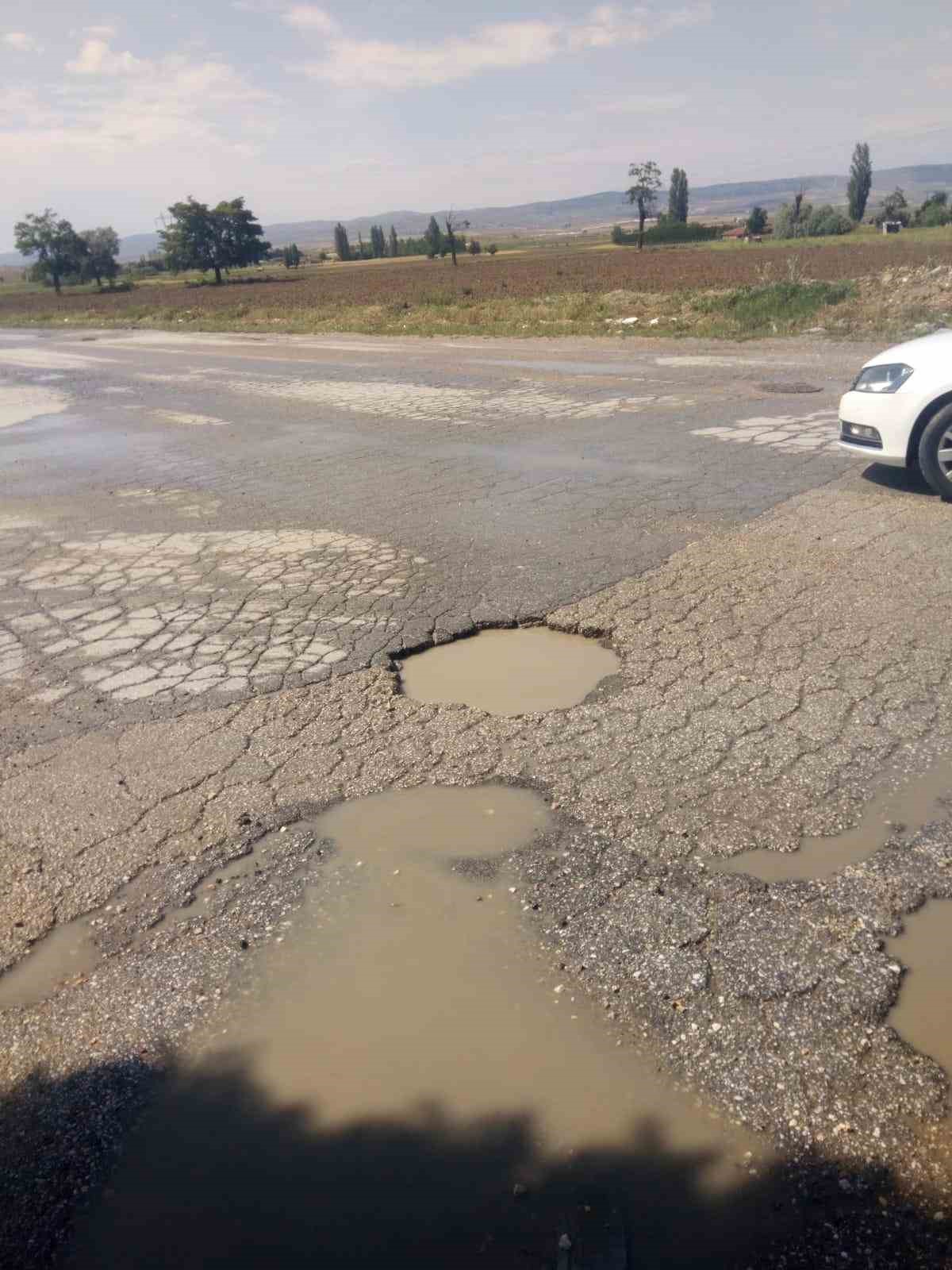 Çukura düşen motosikletli davasında mahkeme belediyeyi suçlu buldu
