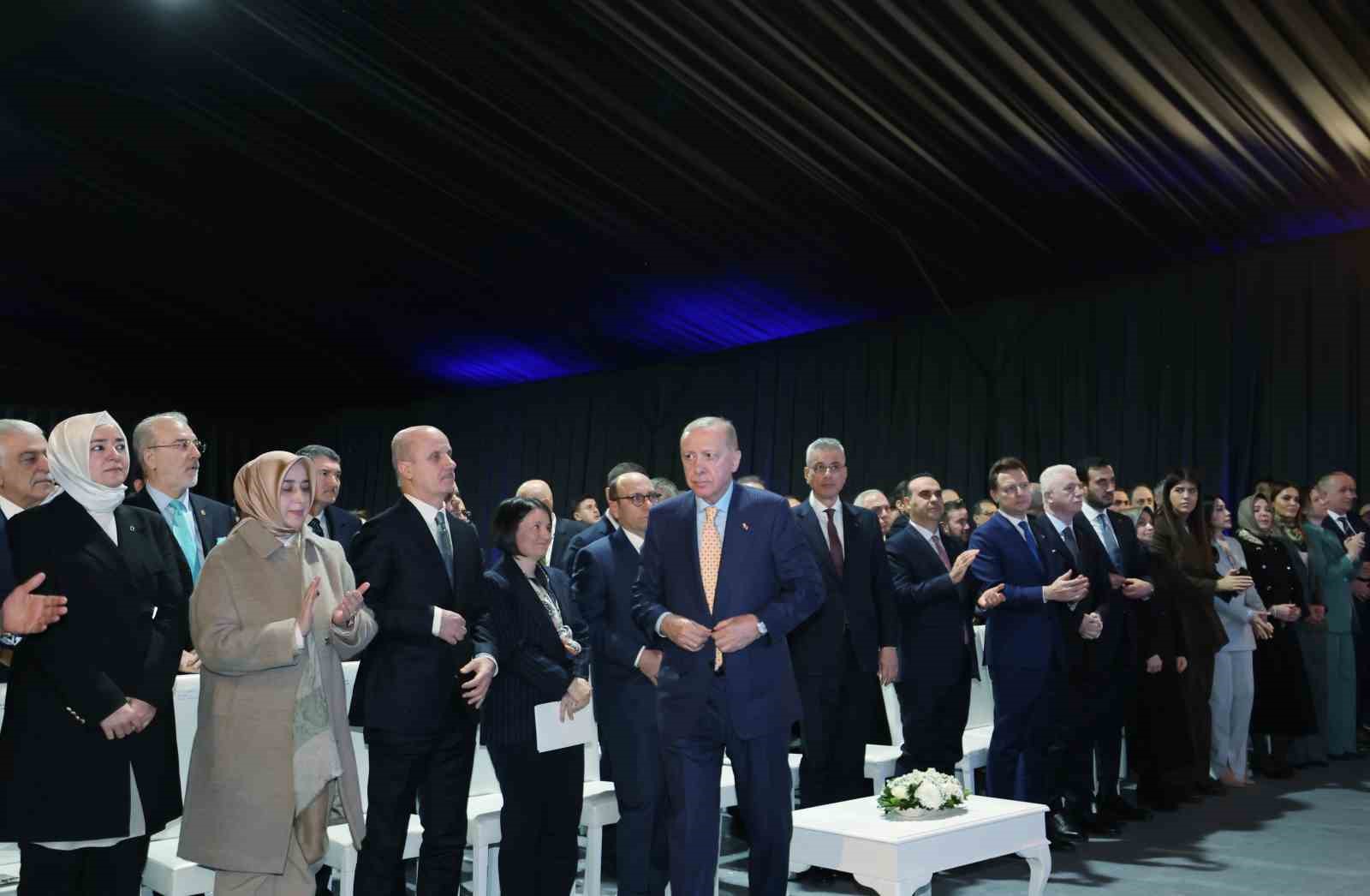 Cumhurbaşkanı Erdoğan: "Atatürk’ün adını güya dillerinden düşürmeyenler, Gazi Mustafa Kemal’in mirasına da sahip çıkmadı"
