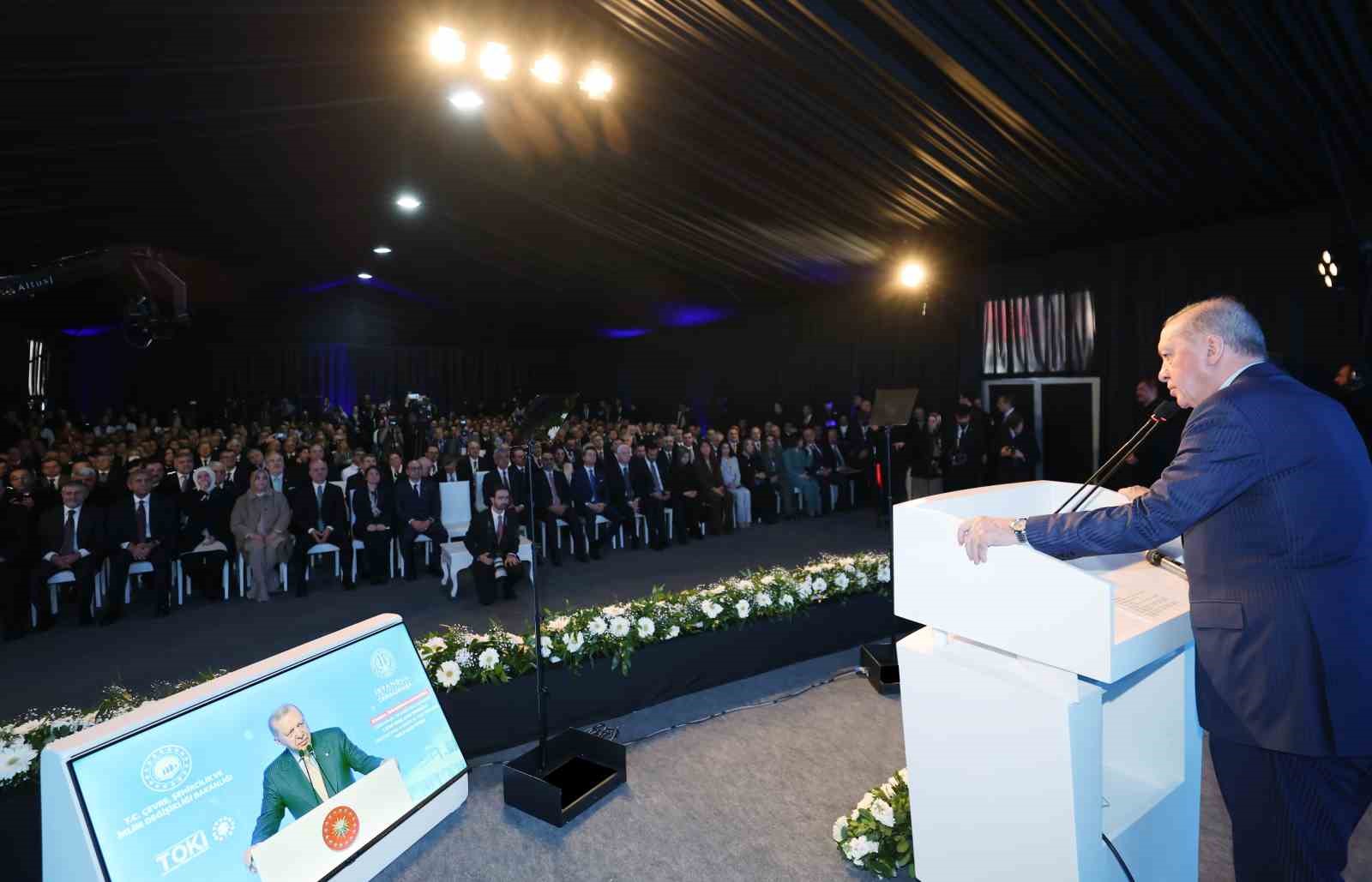 Cumhurbaşkanı Erdoğan: "Atatürk’ün adını güya dillerinden düşürmeyenler, Gazi Mustafa Kemal’in mirasına da sahip çıkmadı"
