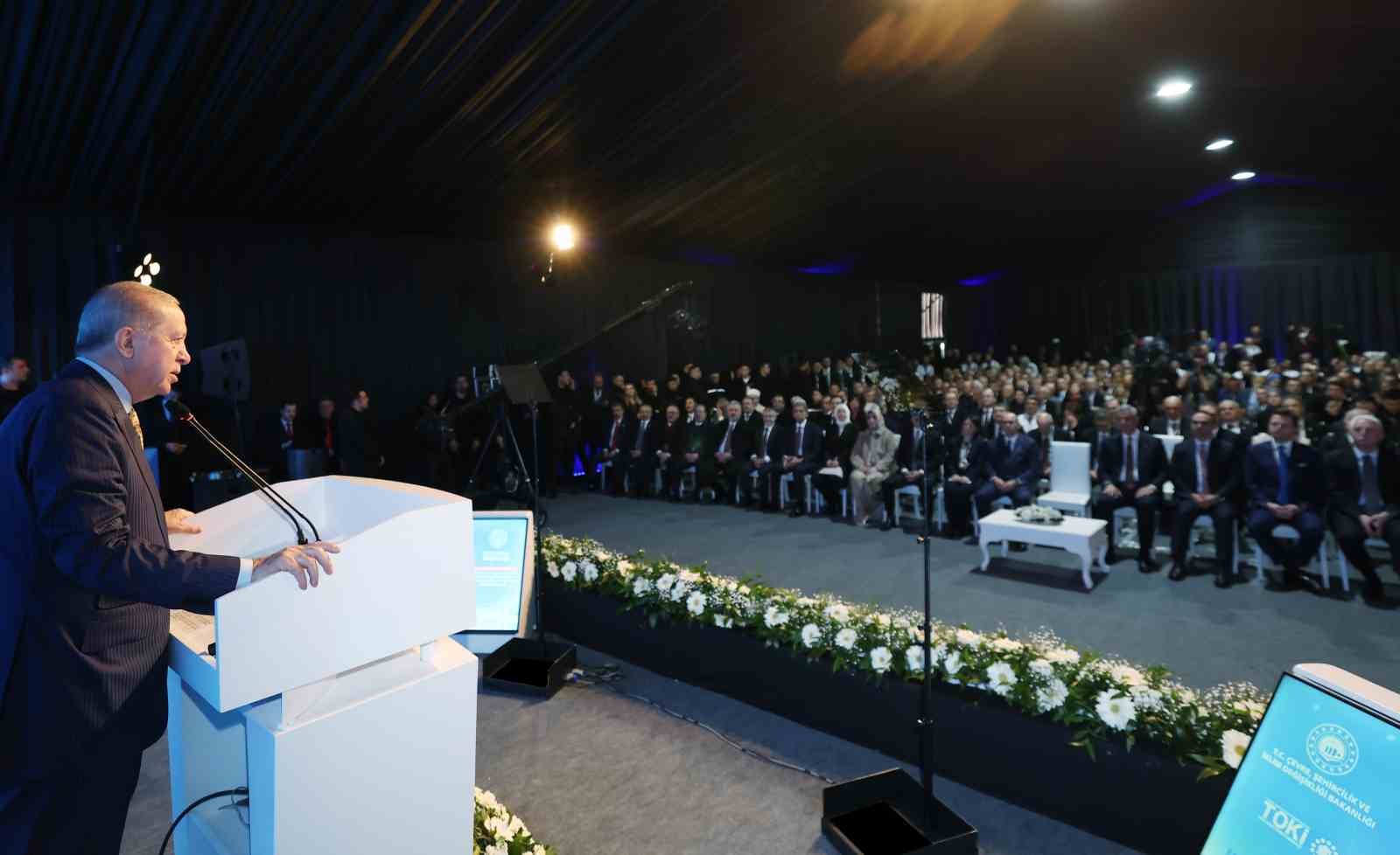 Cumhurbaşkanı Erdoğan: "Atatürk’ün adını güya dillerinden düşürmeyenler, Gazi Mustafa Kemal’in mirasına da sahip çıkmadı"
