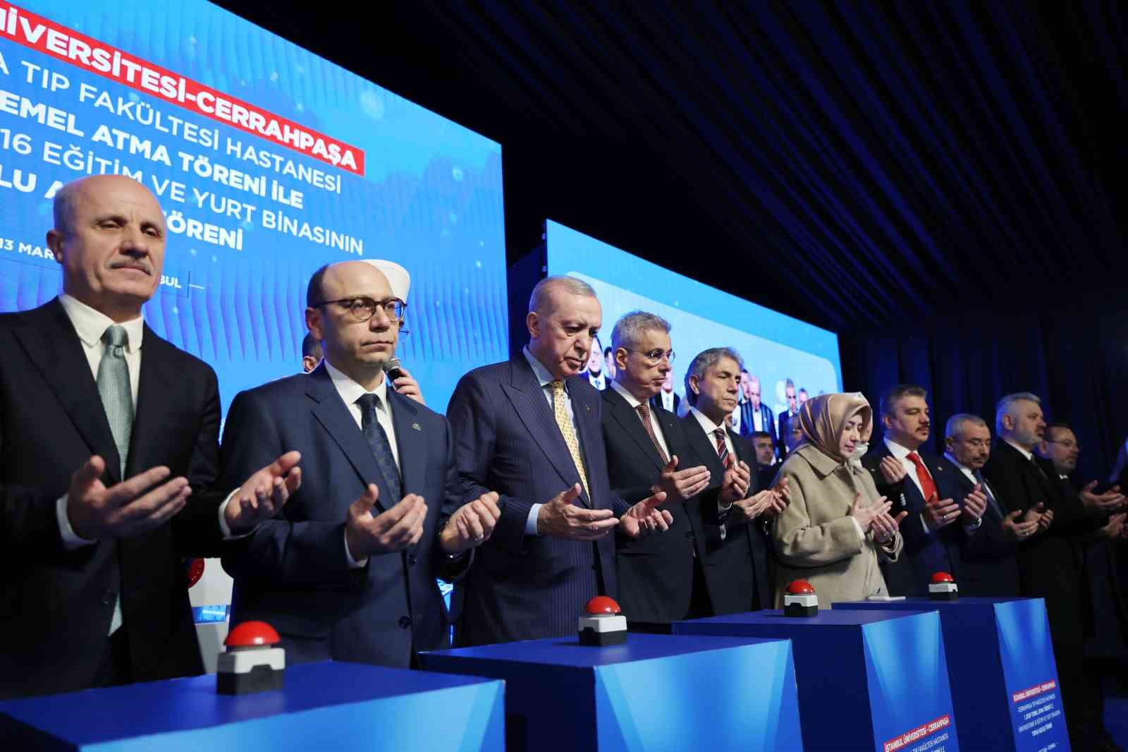 Cumhurbaşkanı Erdoğan: "Atatürk’ün adını güya dillerinden düşürmeyenler, Gazi Mustafa Kemal’in mirasına da sahip çıkmadı"
