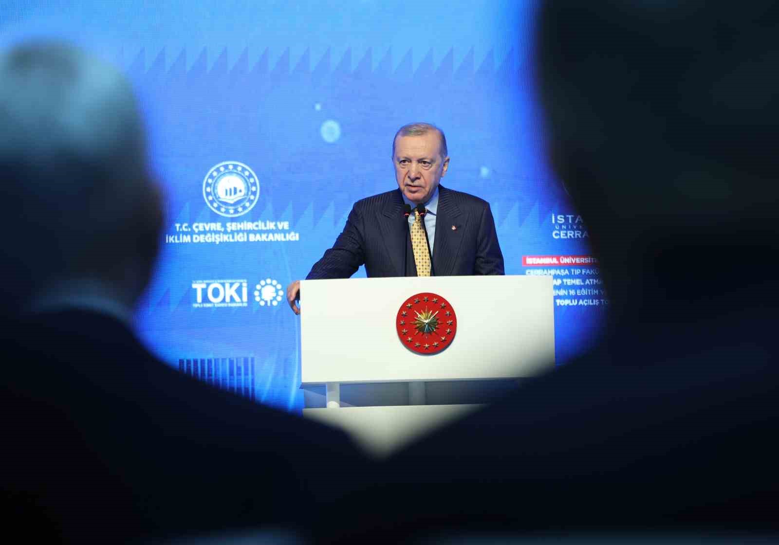 Cumhurbaşkanı Erdoğan: "Atatürk’ün adını güya dillerinden düşürmeyenler, Gazi Mustafa Kemal’in mirasına da sahip çıkmadı"
