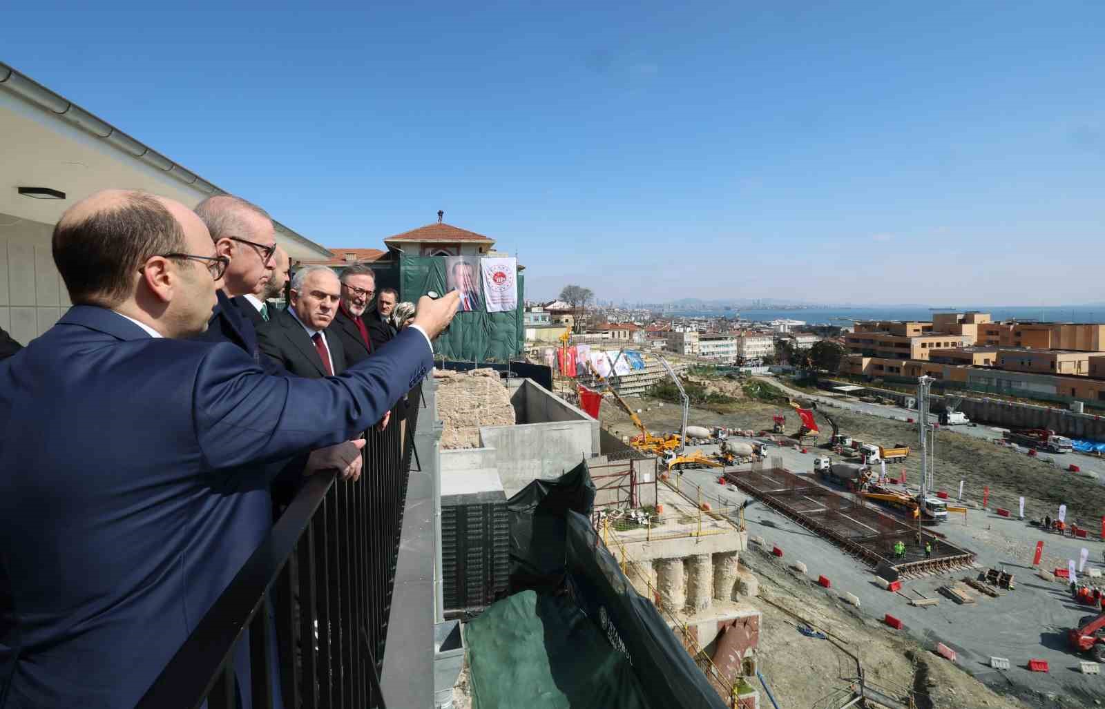 Cumhurbaşkanı Erdoğan: "Atatürk’ün adını güya dillerinden düşürmeyenler, Gazi Mustafa Kemal’in mirasına da sahip çıkmadı"
