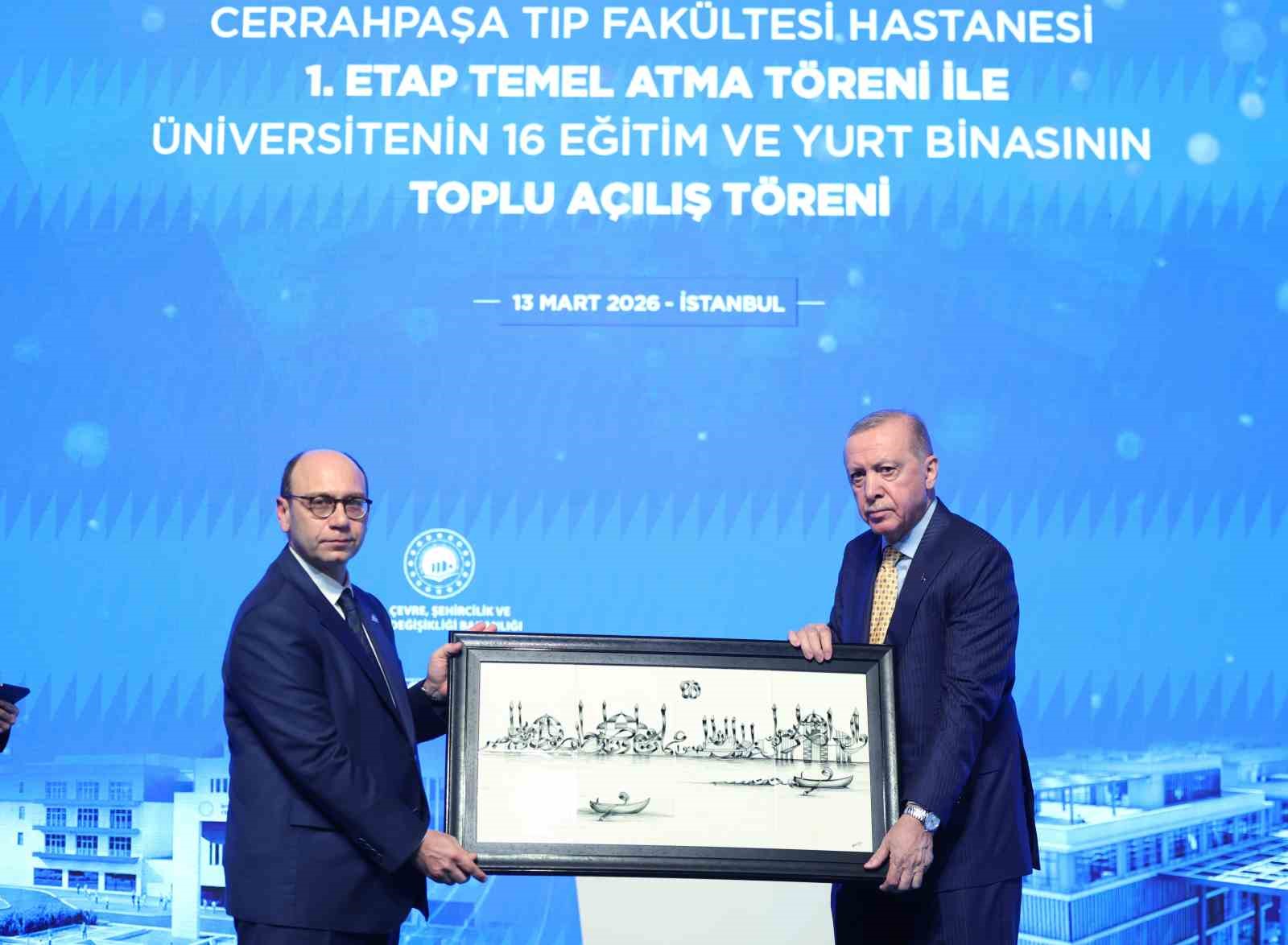 Cumhurbaşkanı Erdoğan: "Atatürk’ün adını güya dillerinden düşürmeyenler, Gazi Mustafa Kemal’in mirasına da sahip çıkmadı"
