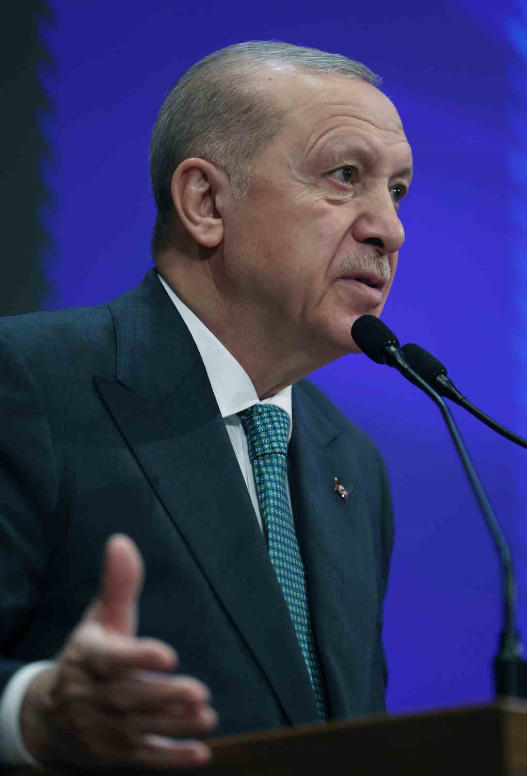 Cumhurbaşkanı Erdoğan: "Barışçıl dış politikamızdan geri adım atmayacağız"
