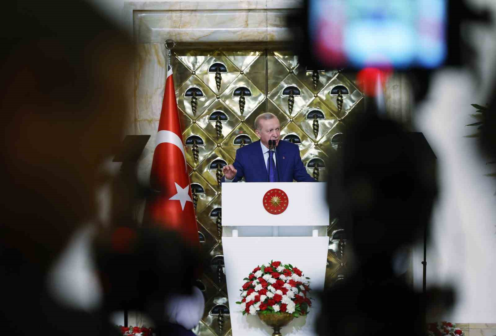 Cumhurbaşkanı Erdoğan: "Biz bölgemizi ve insanlığı ilgilendiren meselelerde asla tarafsız değiliz"
