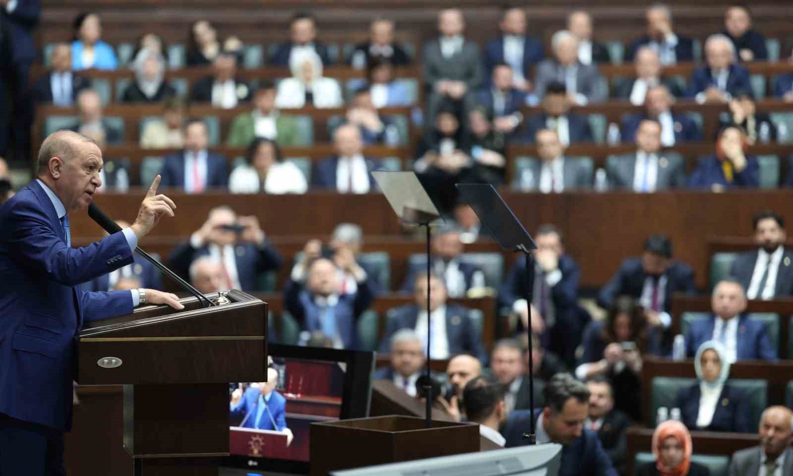 Cumhurbaşkanı Erdoğan: "Bölgemizde yeni ameliyatlar yapmak isteyenlerin oyunlarına gelmek hem tarihimize hem istikbalimize yapılmış bir ihanet olacaktır"
