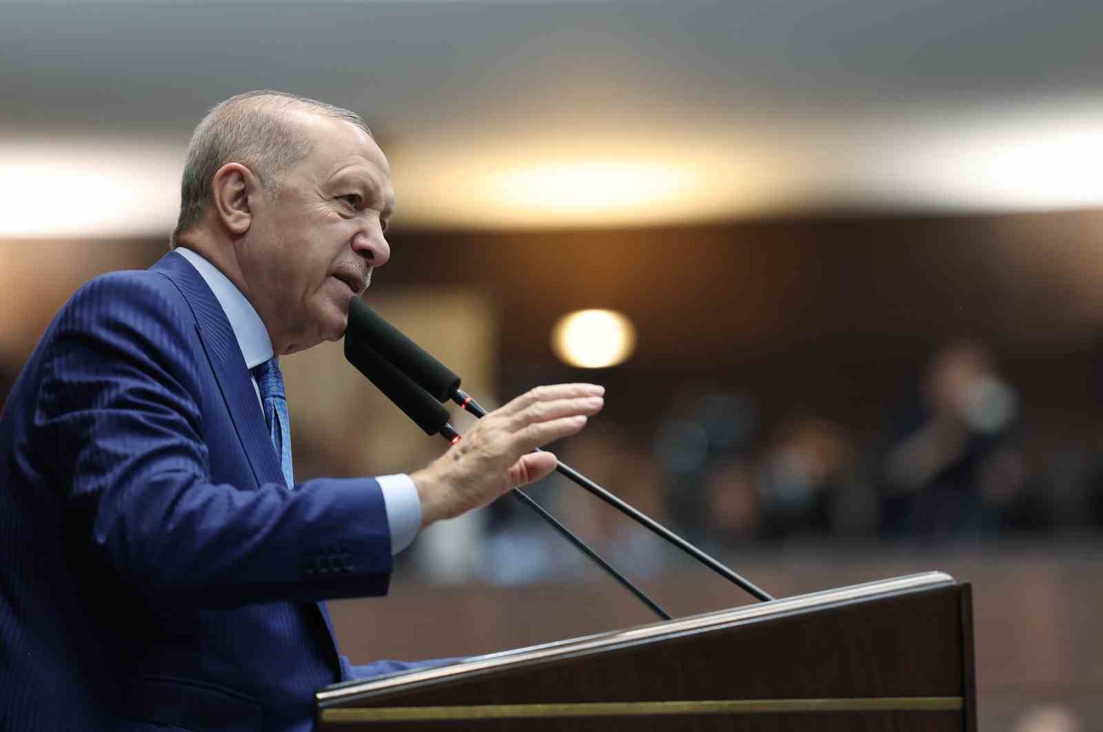 Cumhurbaşkanı Erdoğan: "Bölgemizde yeni ameliyatlar yapmak isteyenlerin oyunlarına gelmek hem tarihimize hem istikbalimize yapılmış bir ihanet olacaktır"
