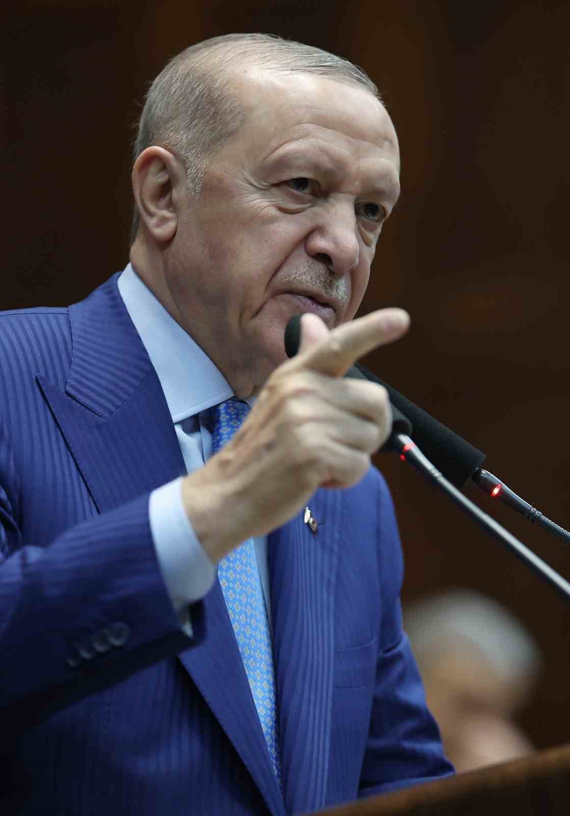 Cumhurbaşkanı Erdoğan: "Bölgemizde yeni ameliyatlar yapmak isteyenlerin oyunlarına gelmek hem tarihimize hem istikbalimize yapılmış bir ihanet olacaktır"
