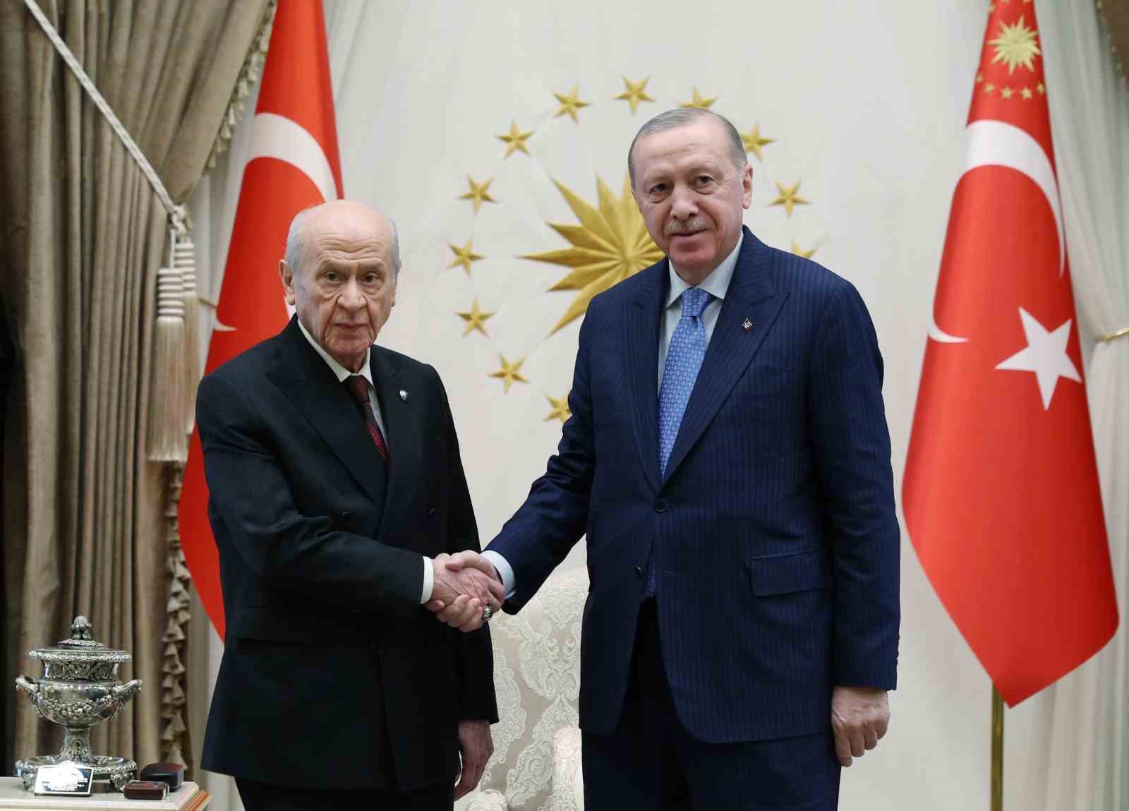 Cumhurbaşkanı Erdoğan, Devlet Bahçeli ile bir araya geldi
