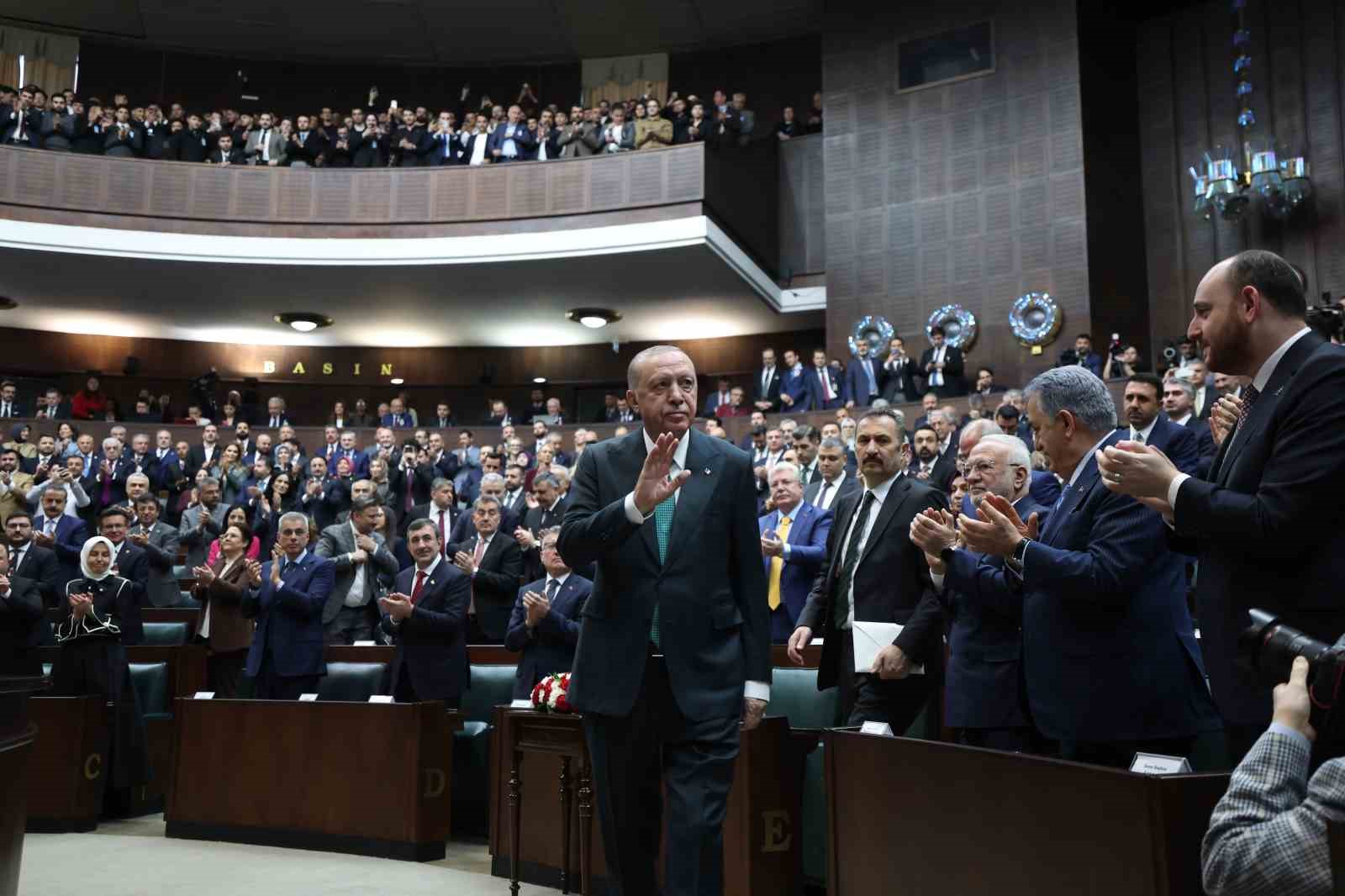 Cumhurbaşkanı Erdoğan: "Emeklilerimizin bu ayki emekli maaş ödemelerini öne çekerek 14 Mart’tan itibaren ödemeye başlıyoruz
