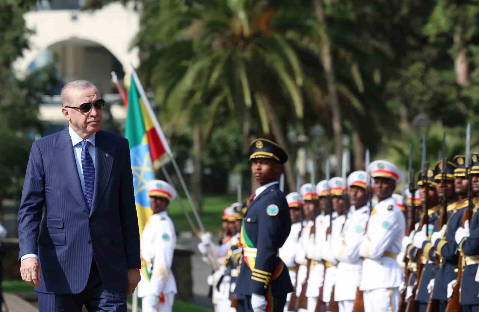 Cumhurbaşkanı Erdoğan, Etiyopya’da resmi törenle karşılandı
