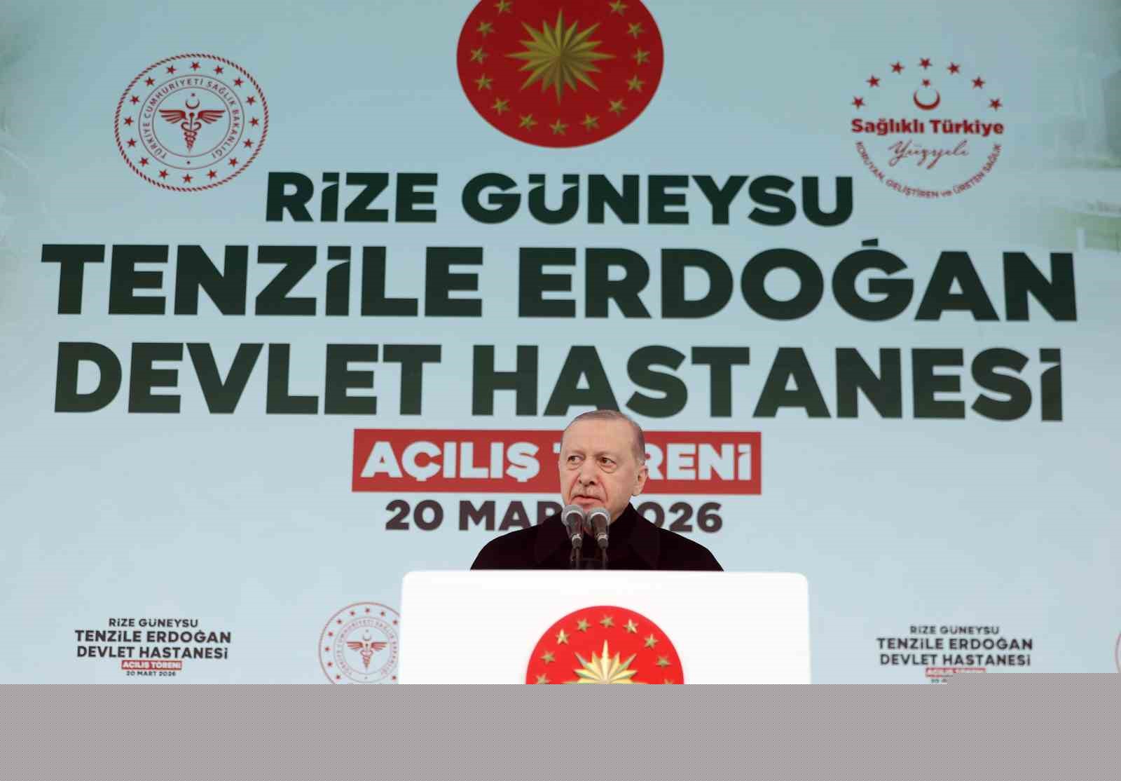 Cumhurbaşkanı Erdoğan: "Etrafımızda füzeler uçuşuyor ama ana muhalefetin umurunda bile değil"
