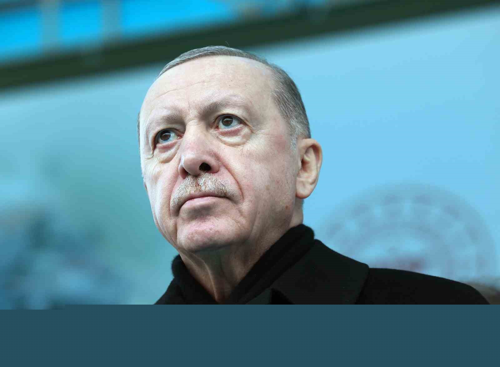 Cumhurbaşkanı Erdoğan: "Etrafımızda füzeler uçuşuyor ama ana muhalefetin umurunda bile değil"
