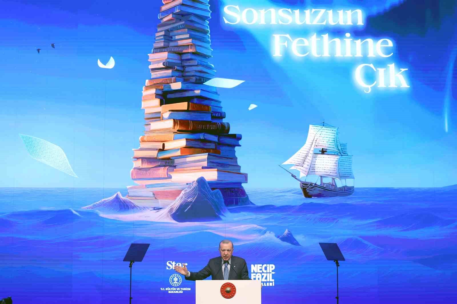 Cumhurbaşkanı Erdoğan: "Gazze’ye konteyner gönderelim diyoruz; ancak Netanyahu denilen bu zalim bu çağrılara asla kulak asmıyor"
Cumhurbaşkanı Erdoğan: "Gazze’ye konteyner gönderelim diyoruz; ancak Netanyahu denilen bu zalim bu çağrılara asla kulak asmıyor"