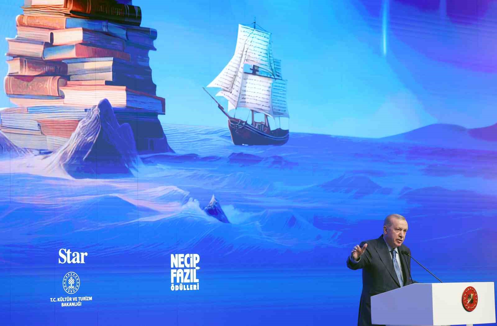 Cumhurbaşkanı Erdoğan: "Gazze’ye konteyner gönderelim diyoruz; ancak Netanyahu denilen bu zalim bu çağrılara asla kulak asmıyor"
Cumhurbaşkanı Erdoğan: "Gazze’ye konteyner gönderelim diyoruz; ancak Netanyahu denilen bu zalim bu çağrılara asla kulak asmıyor"