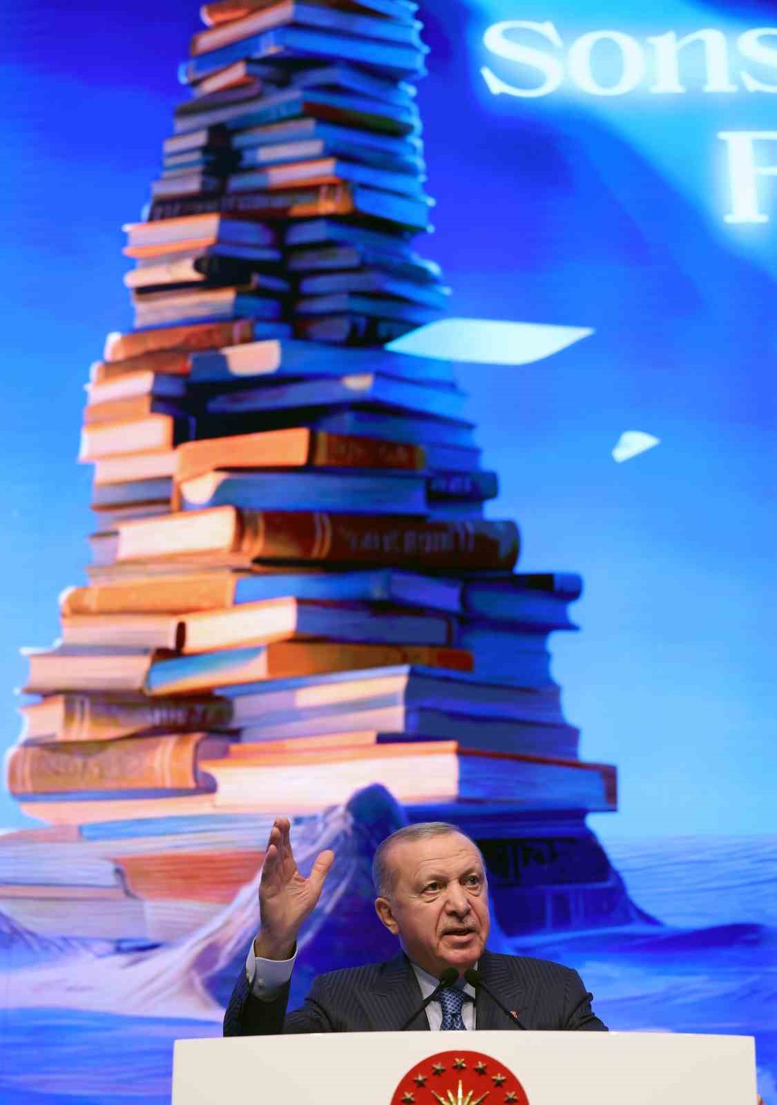 Cumhurbaşkanı Erdoğan: "Gazze’ye konteyner gönderelim diyoruz; ancak Netanyahu denilen bu zalim bu çağrılara asla kulak asmıyor"
Cumhurbaşkanı Erdoğan: "Gazze’ye konteyner gönderelim diyoruz; ancak Netanyahu denilen bu zalim bu çağrılara asla kulak asmıyor"