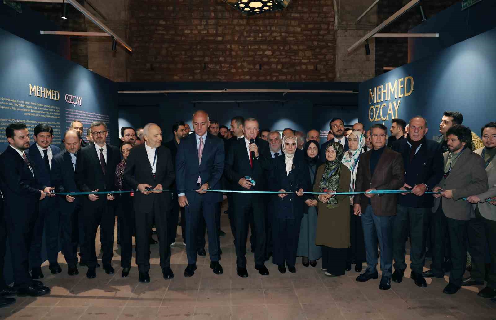 Cumhurbaşkanı Erdoğan, Hane İslam Eserleri Sergisi’nin açılışını yaptı
