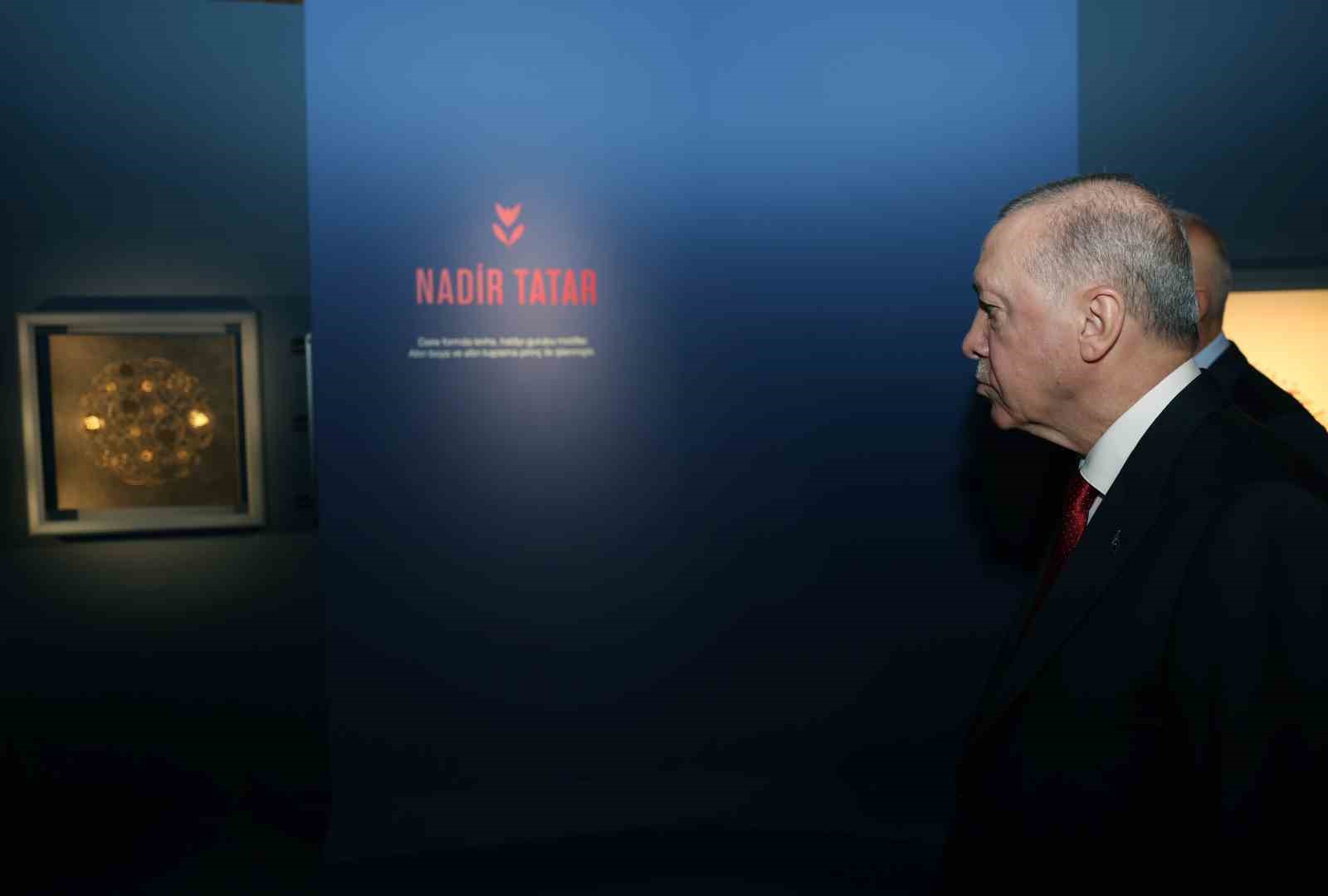 Cumhurbaşkanı Erdoğan, Hane İslam Eserleri Sergisi’nin açılışını yaptı
