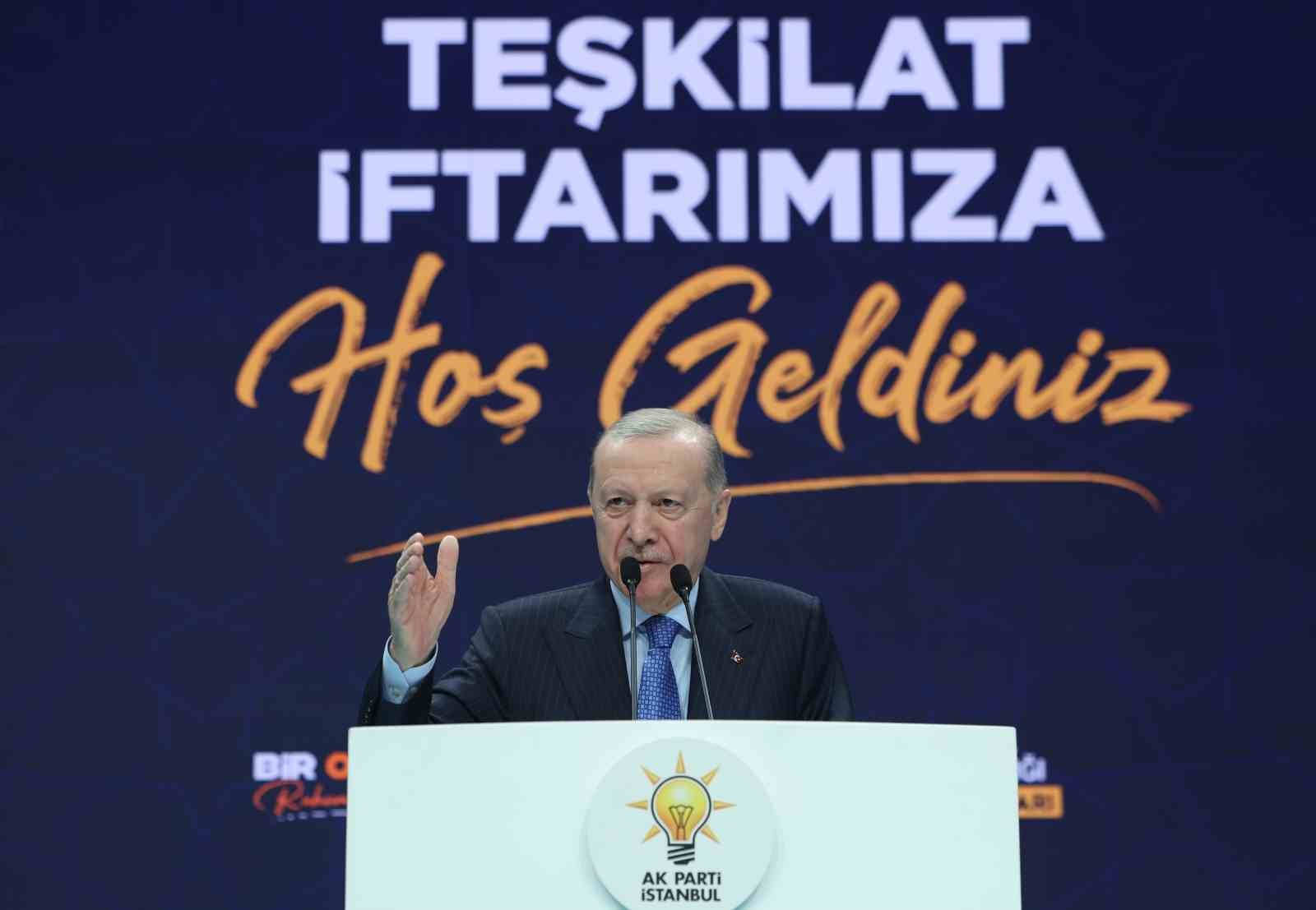 Cumhurbaşkanı Erdoğan: "İran’a yönelik Netanyahu’nun kışkırtmaları ile başlayan Amerika-İsrail saldırılarından üzüntü ve endişe duyuyoruz"
