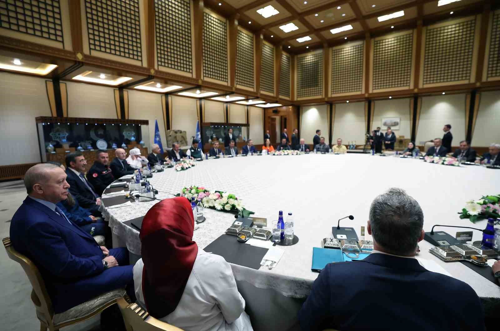 Cumhurbaşkanı Erdoğan, işçi ve işveren temsilcilerini kabul etti
