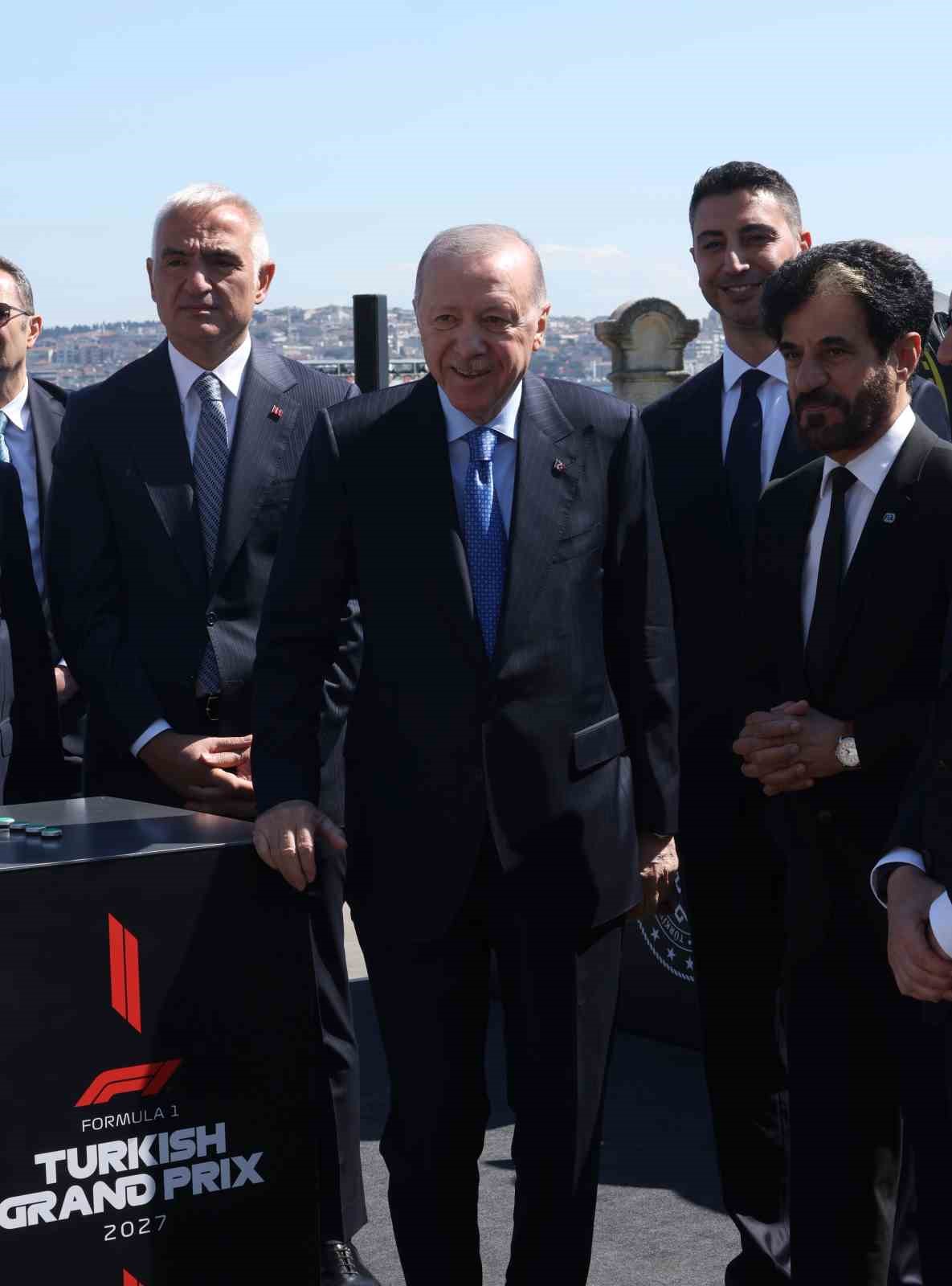 Cumhurbaşkanı Erdoğan: "İstanbul Park 5 dönem boyunca yarışlara ev sahipliği yapacak"
