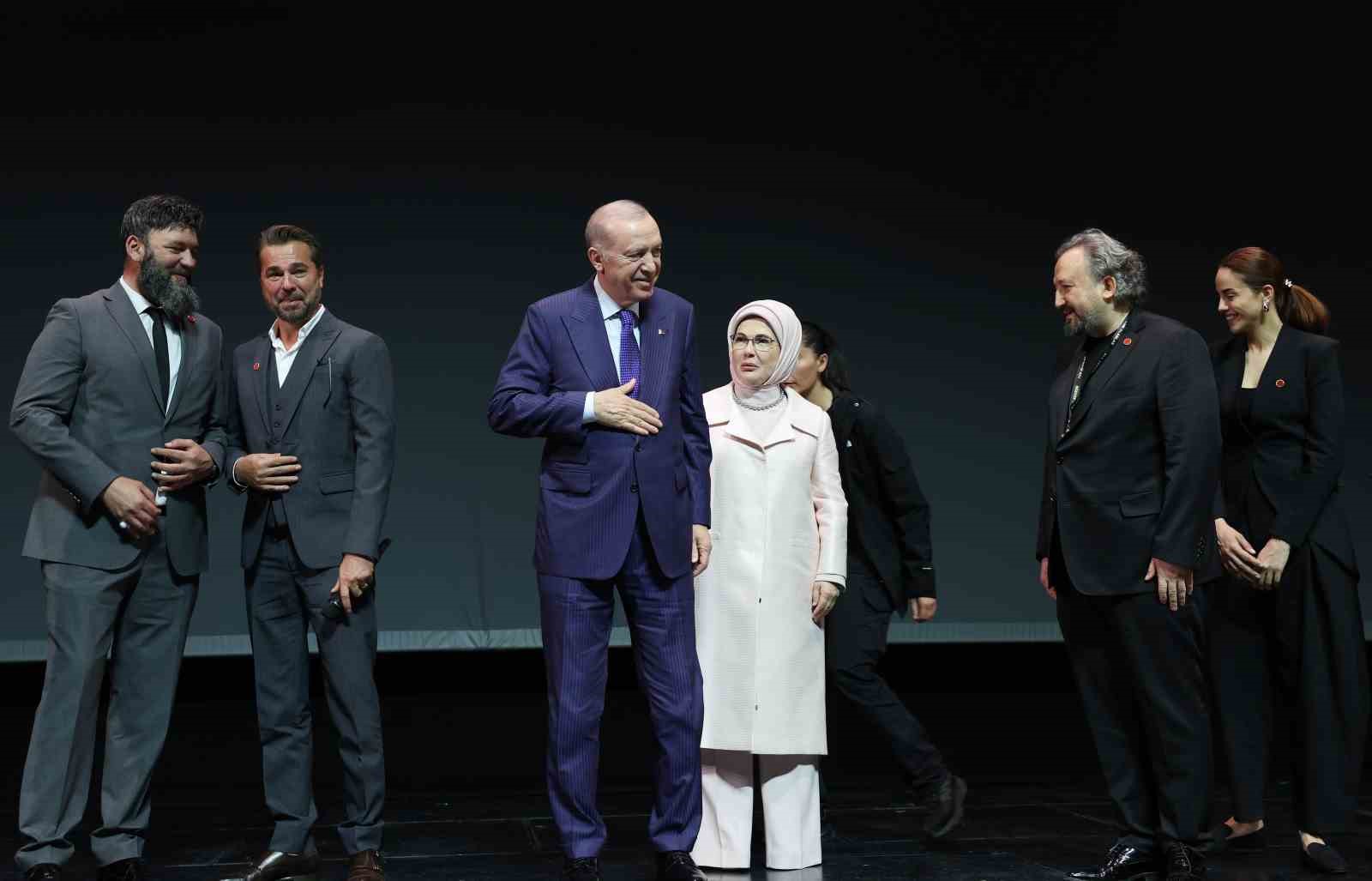 Cumhurbaşkanı Erdoğan İstanbul’da film galasına katıldı
