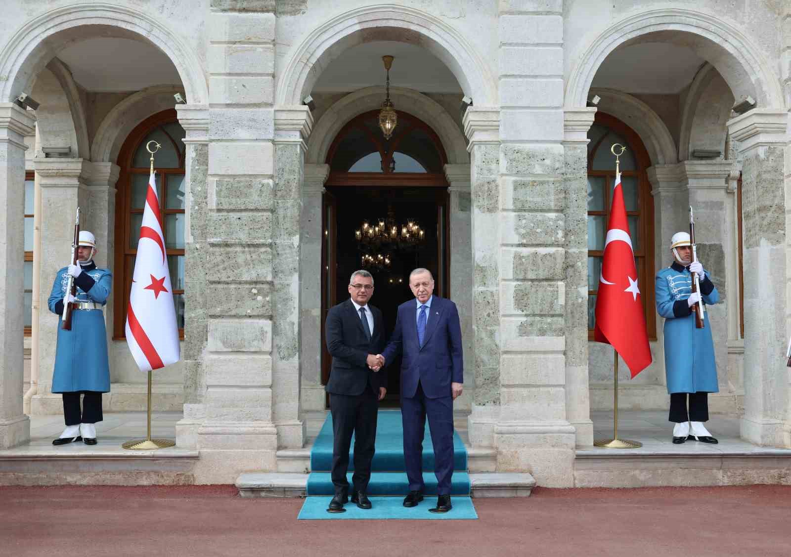 Cumhurbaşkanı Erdoğan, KKTC Cumhurbaşkanı Erhürman ile görüştü
