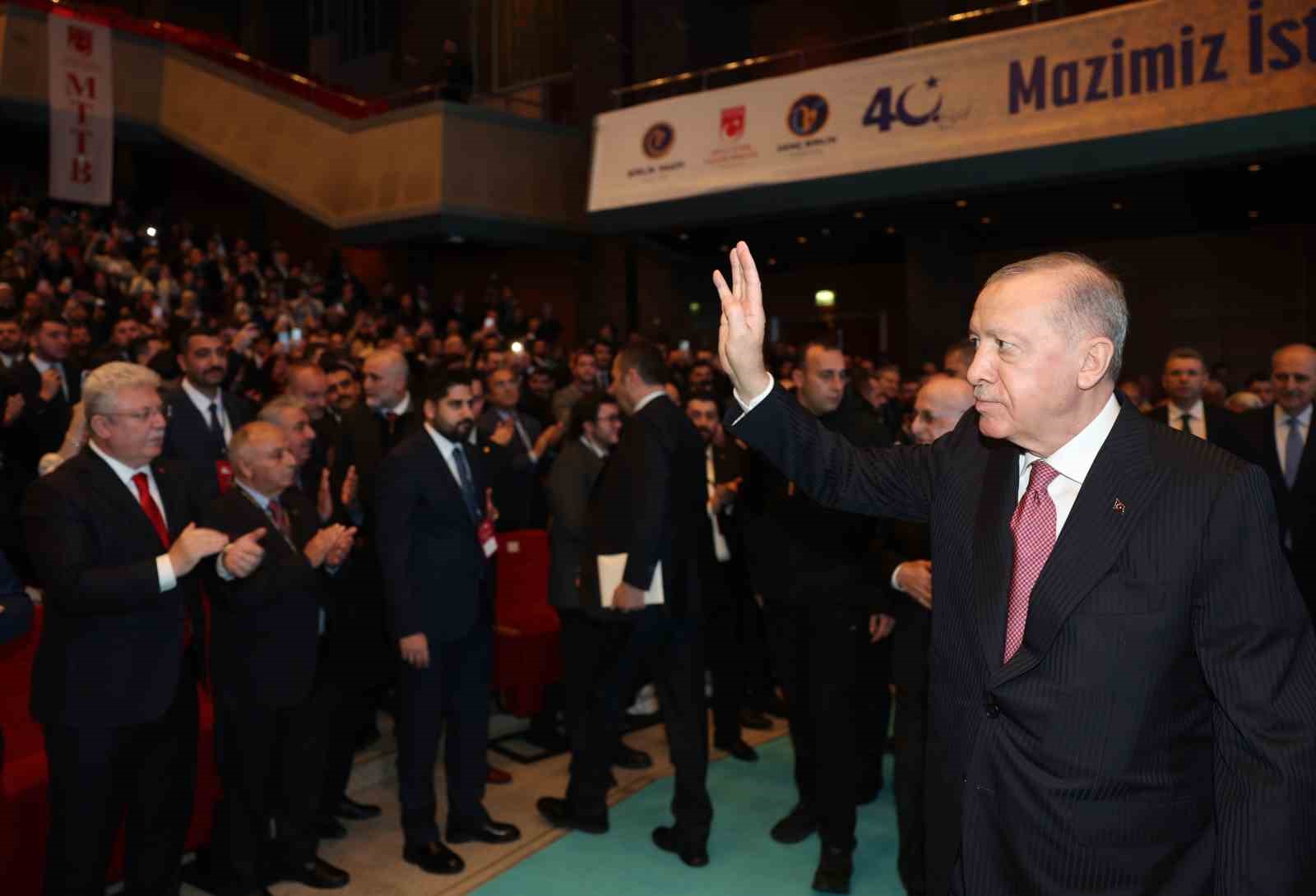 Cumhurbaşkanı Erdoğan: "Muhalefet bir avuç rant şebekesinin gündemine hapsoldu
