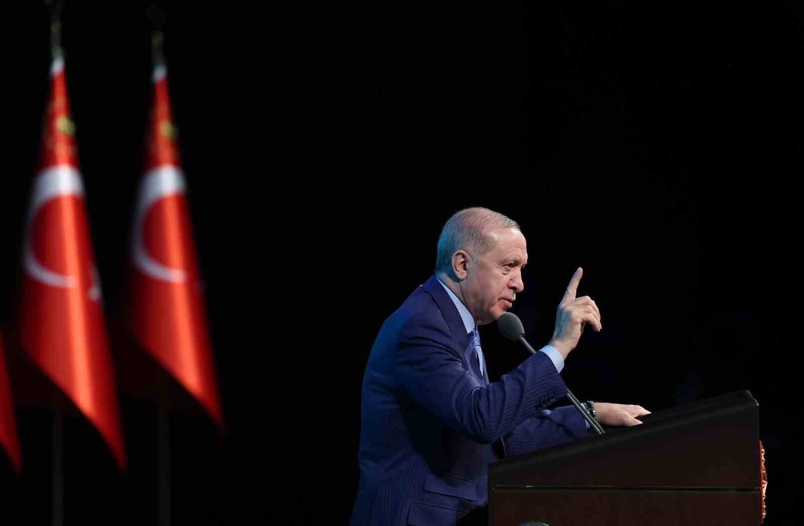 Cumhurbaşkanı Erdoğan: "Müslümanlar olarak zorlu ve sancılı bir dönemden geçiyoruz"
